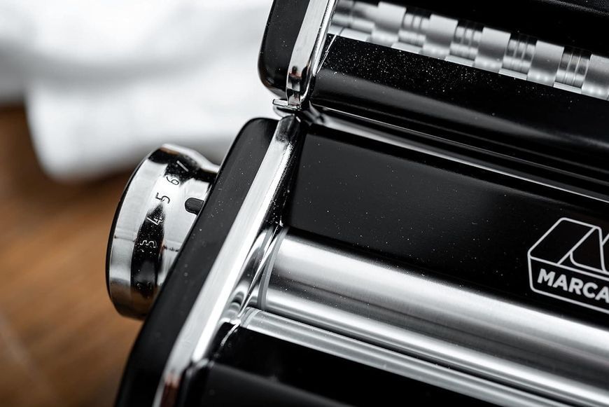 Локшинорізка механічна Marcato Atlas 150 Black AT-150-NER фото