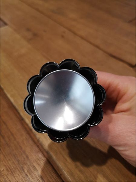 Штамп в формі квіточки Marcato Ravioli Stamp Flower 50мм Gun Metal, Канадський горіх ST-F50-GME фото