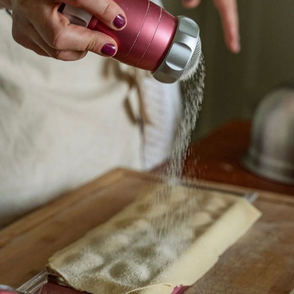 Форма для класичних равіолі Marcato Ravioli Tablet Pink RT-RSA фото
