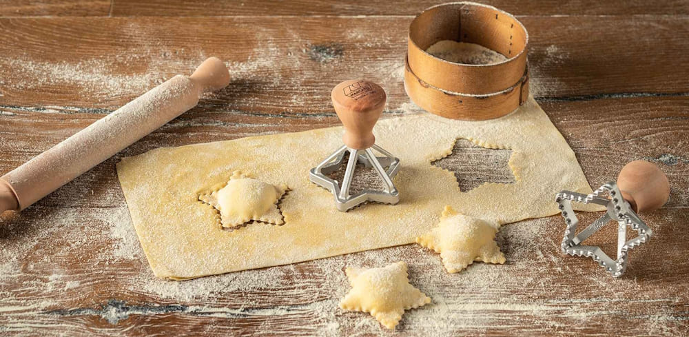 Biscottini Stamp Kit (Star 65мм + Flower 70мм)