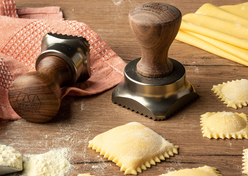 Marcato Ravioli Square — 45x45 Canadian Walnut Wood